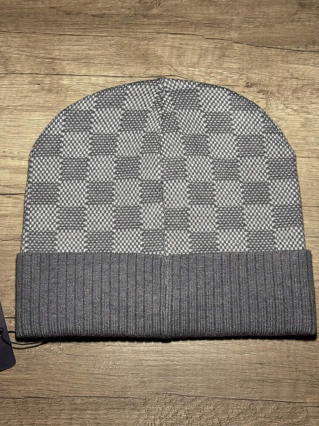"LW" Beanie Grey