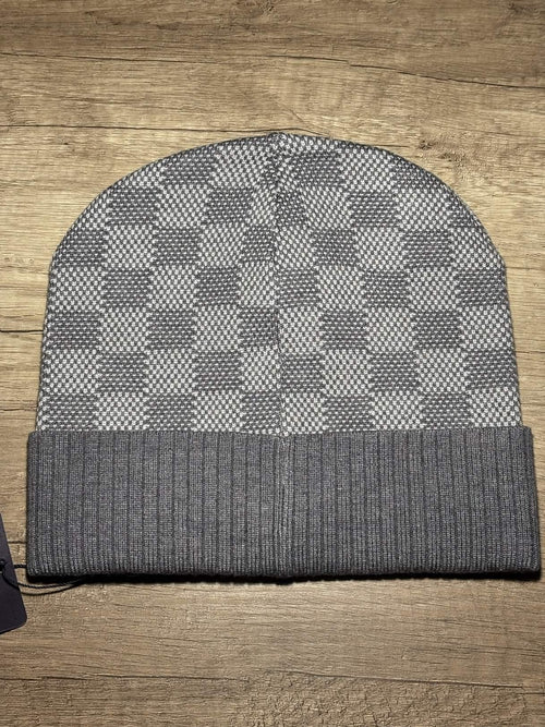 "LW" Beanie Grey