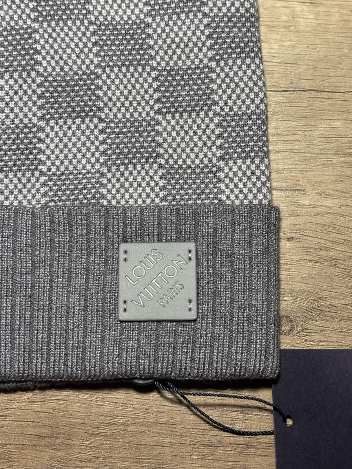 "LW" Beanie Grey