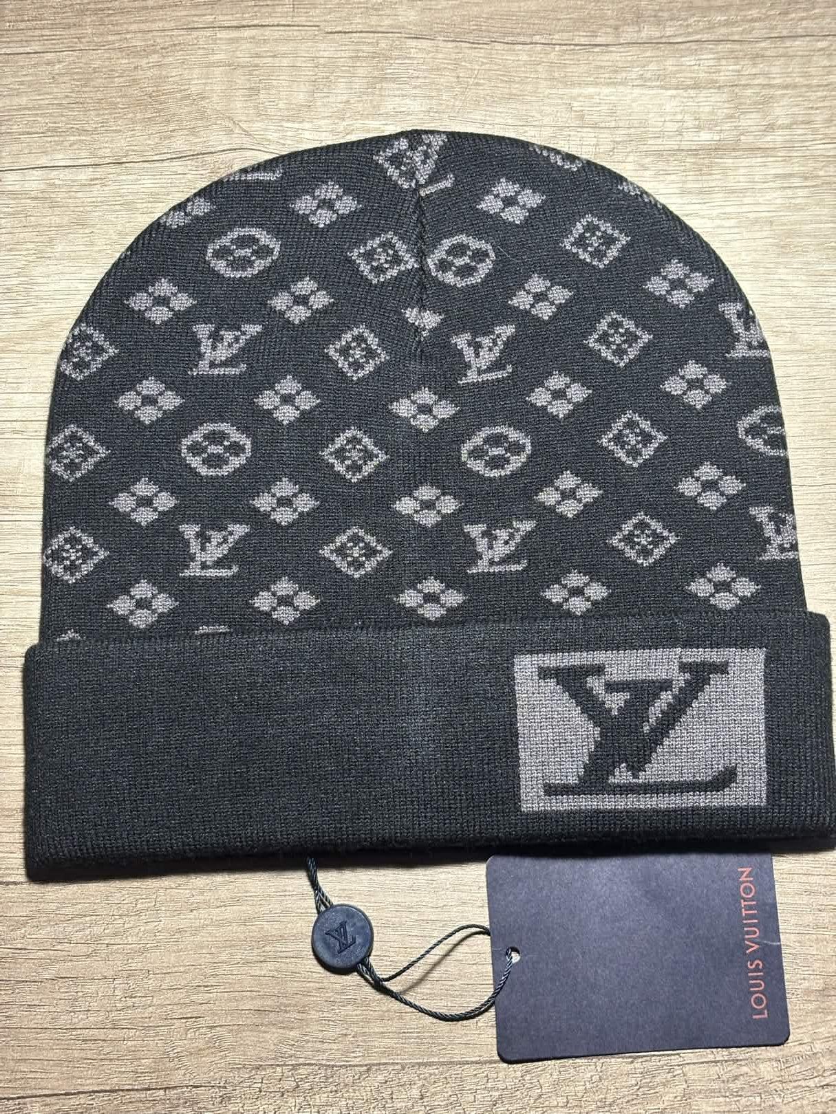 "LW" Beanie Black V2