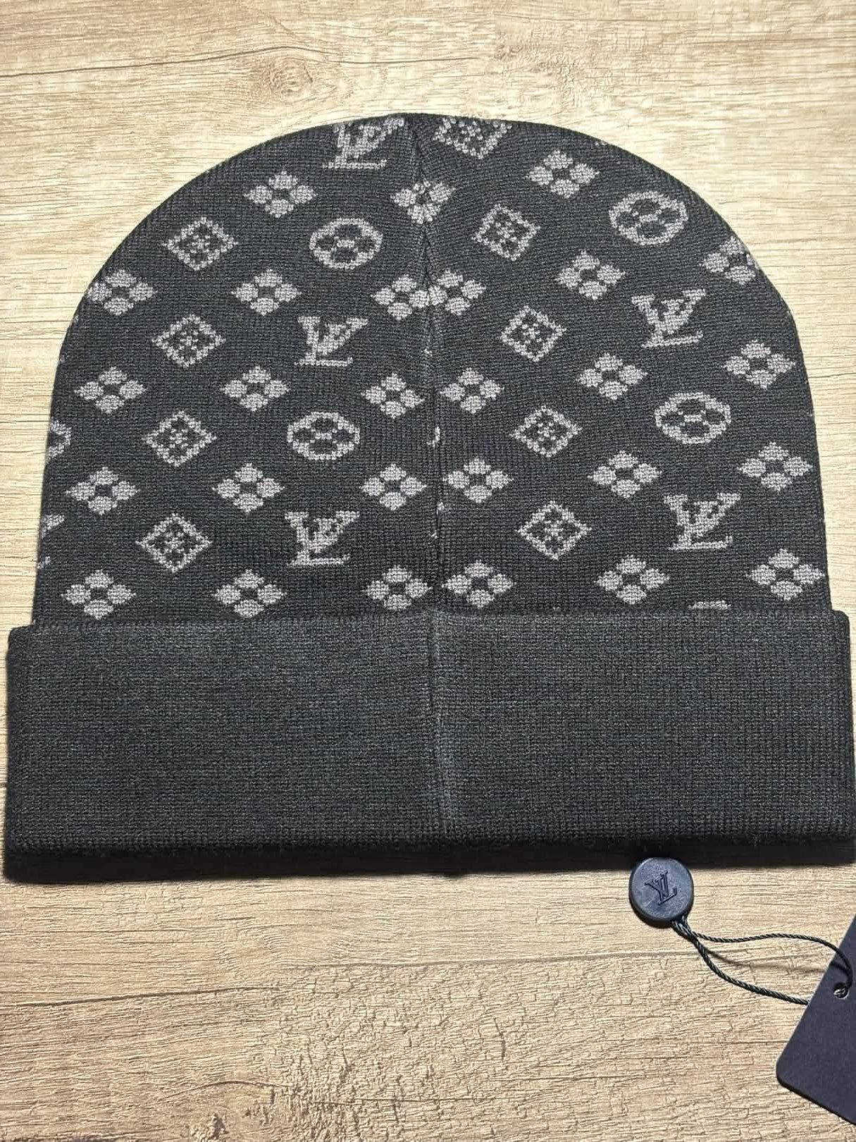 "LW" Beanie Black V2