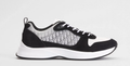 B25 Sneakers